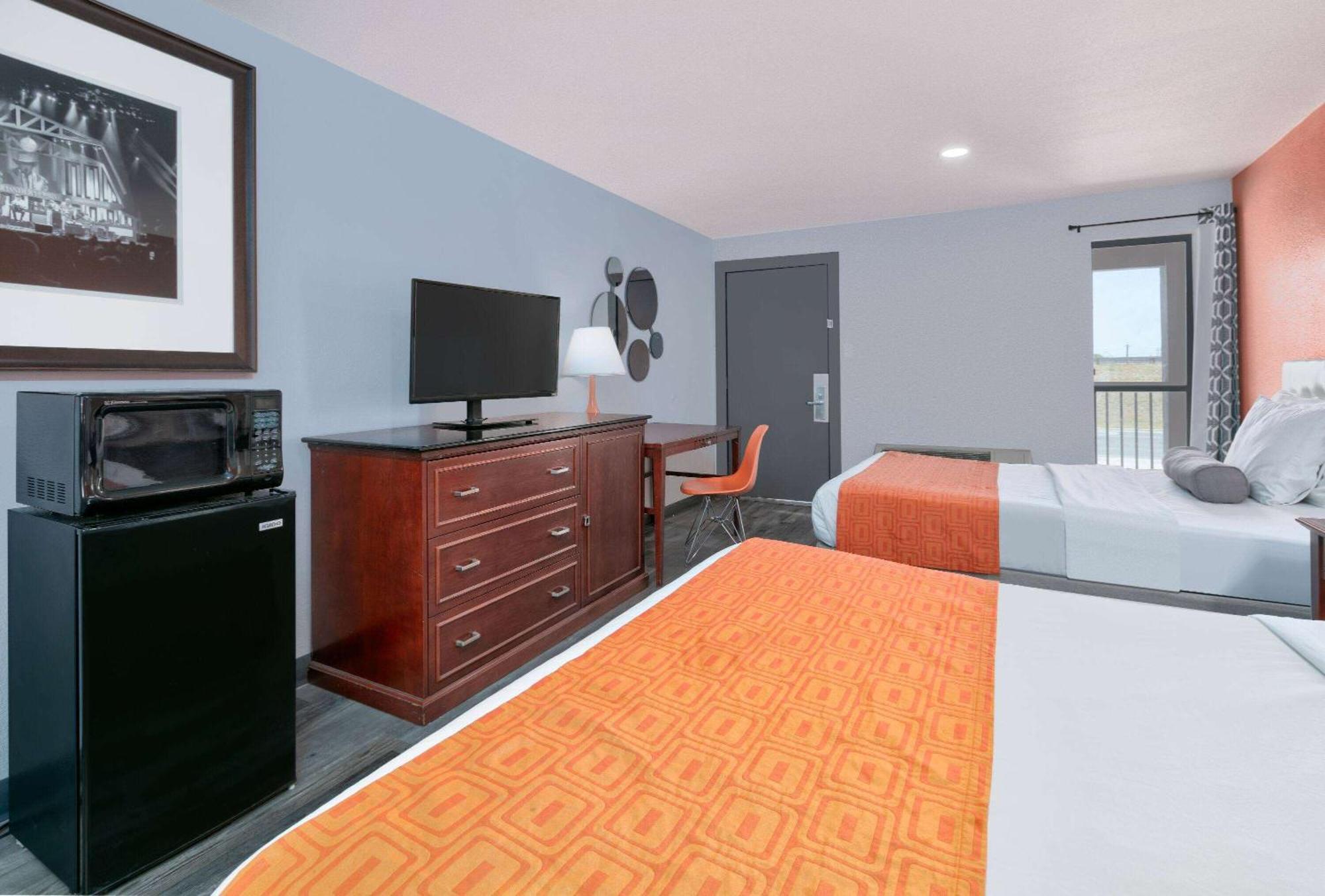 Howard Johnson By Wyndham San Marcos Exterior foto