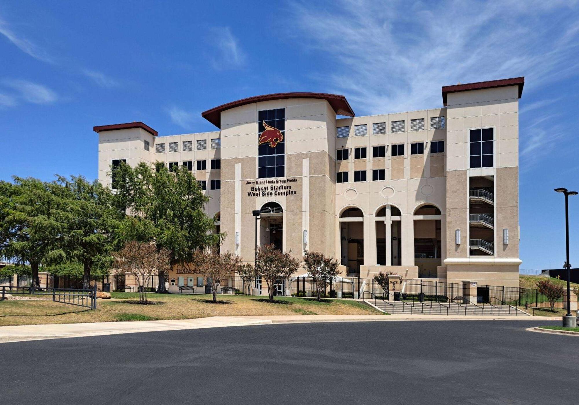 Howard Johnson By Wyndham San Marcos Exterior foto