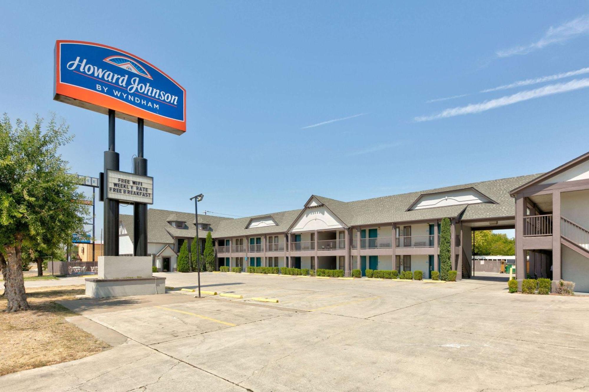 Howard Johnson By Wyndham San Marcos Exterior foto